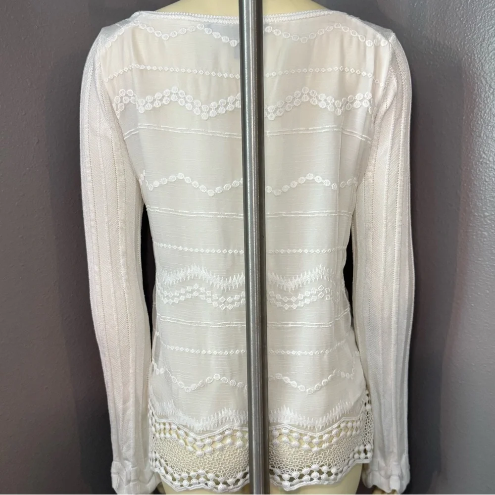 White House Black Market White Knit Sweater - Picture 2 of 10